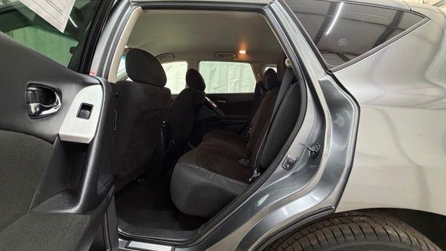 2014 Gray Nissan Murano S (JN8AZ1MU5EW) with an 3.5L V-6 DOHC engine, located at 1806 Veterans Memorial Hwy SW, Austell, GA, 30168, (770) 944-9558, 33.817959, -84.606987 - Photo#15