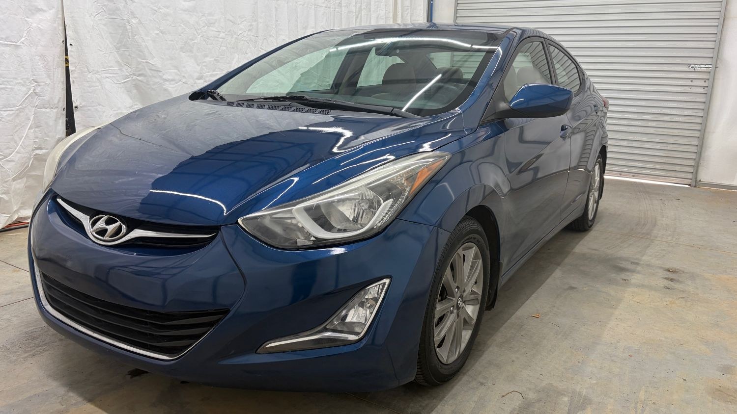 photo of 2015 Hyundai Elantra SE