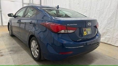 2015 Blue Hyundai Elantra SE (KMHDH4AE3FU) with an Nu 1.8L I-4 DOHC engine, located at 1806 Veterans Memorial Hwy SW, Austell, GA, 30168, (770) 944-9558, 33.817959, -84.606987- Photo#3