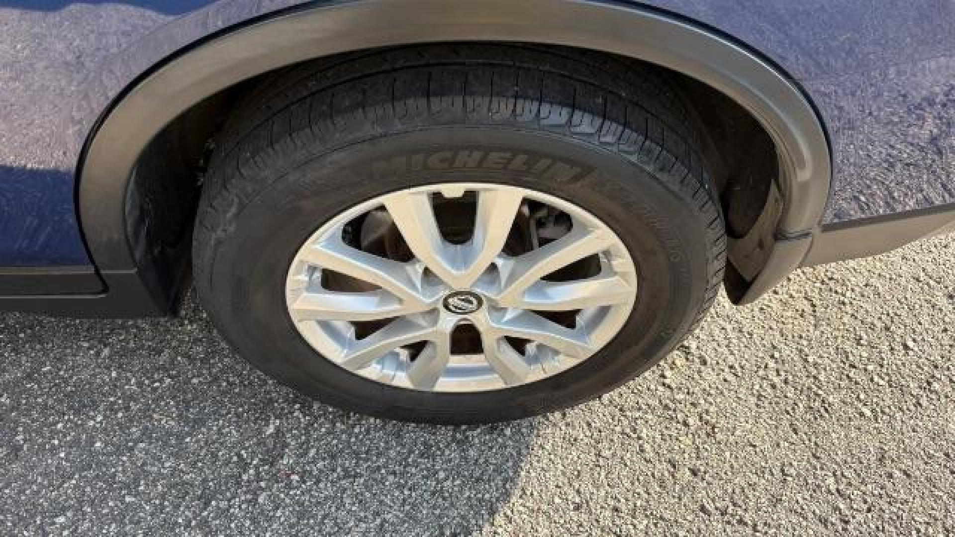 2017 Blue Nissan Rogue SV (JN8AT2MT5HW) with an 2.5L I-4 DOHC engine, located at 1806 Veterans Memorial Hwy SW, Austell, GA, 30168, (770) 944-9558, 33.817959, -84.606987 - Photo#16