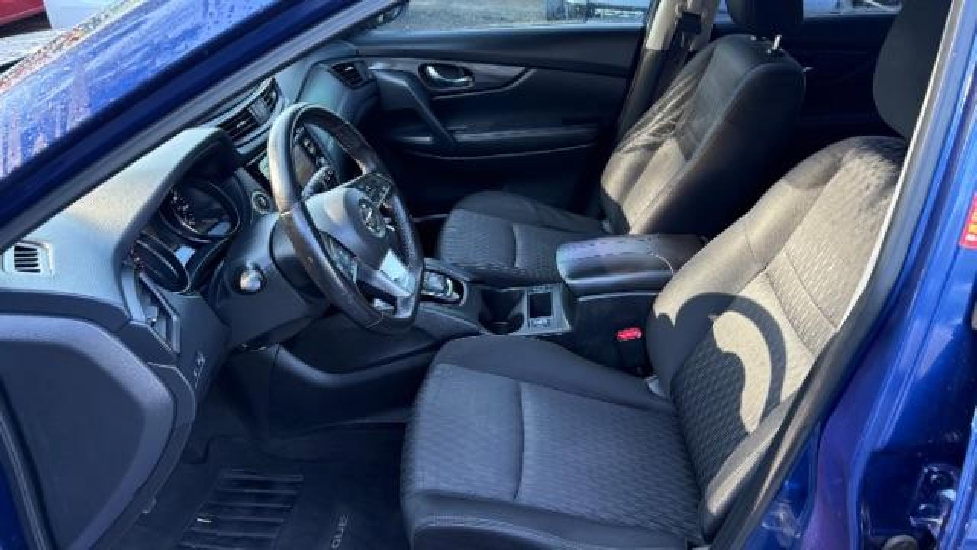 2017 Blue Nissan Rogue SV (JN8AT2MT5HW) with an 2.5L I-4 DOHC engine, located at 1806 Veterans Memorial Hwy SW, Austell, GA, 30168, (770) 944-9558, 33.817959, -84.606987 - Photo#8