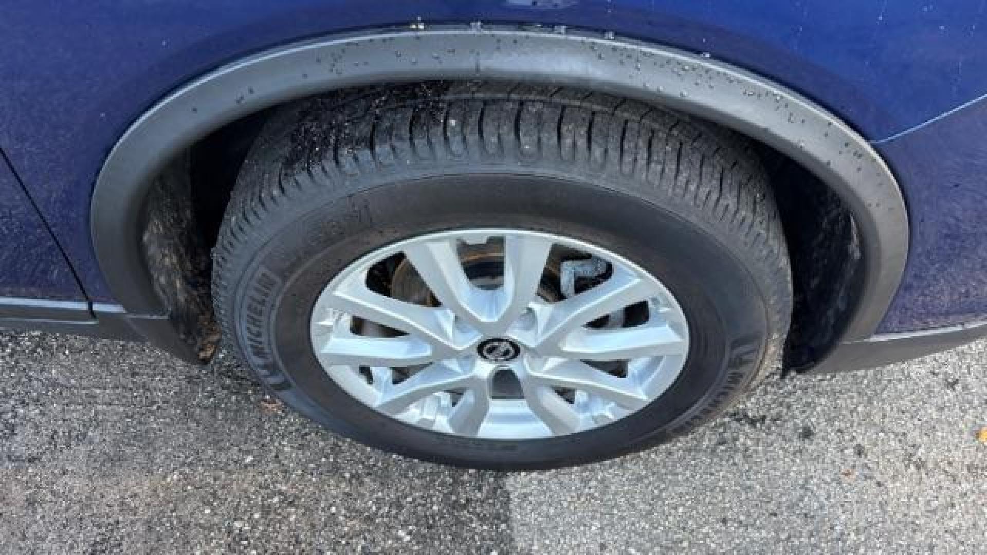 2017 Blue Nissan Rogue SV (JN8AT2MT5HW) with an 2.5L I-4 DOHC engine, located at 1806 Veterans Memorial Hwy SW, Austell, GA, 30168, (770) 944-9558, 33.817959, -84.606987 - Photo#19