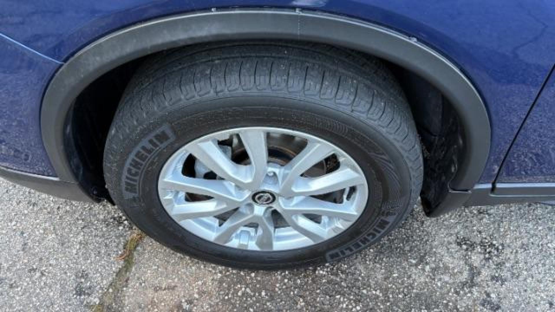 2017 Blue Nissan Rogue SV (JN8AT2MT5HW) with an 2.5L I-4 DOHC engine, located at 1806 Veterans Memorial Hwy SW, Austell, GA, 30168, (770) 944-9558, 33.817959, -84.606987 - Photo#20