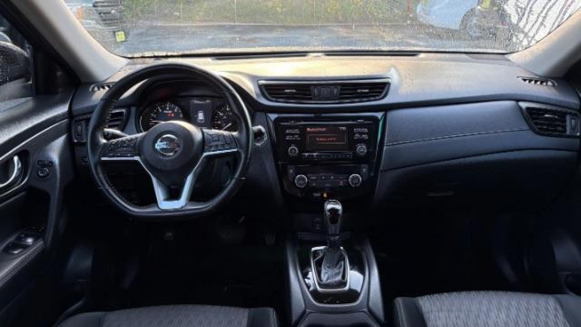 2017 Blue Nissan Rogue SV (JN8AT2MT5HW) with an 2.5L I-4 DOHC engine, located at 1806 Veterans Memorial Hwy SW, Austell, GA, 30168, (770) 944-9558, 33.817959, -84.606987 - Photo#7