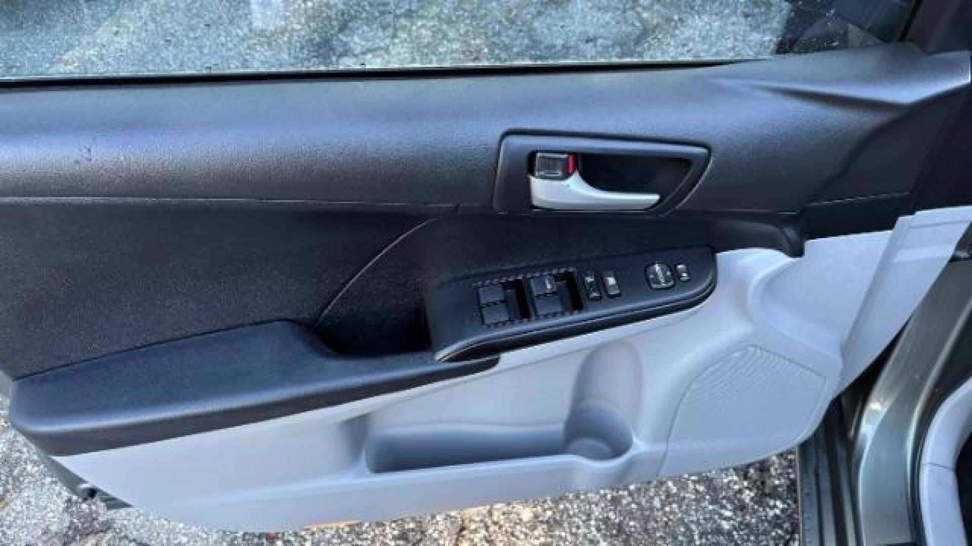 2012 Gray Toyota Camry LE (4T1BF1FK8CU) with an 2.5L I-4 DOHC engine, located at 1806 Veterans Memorial Hwy SW, Austell, GA, 30168, (770) 944-9558, 33.817959, -84.606987 - Photo#11