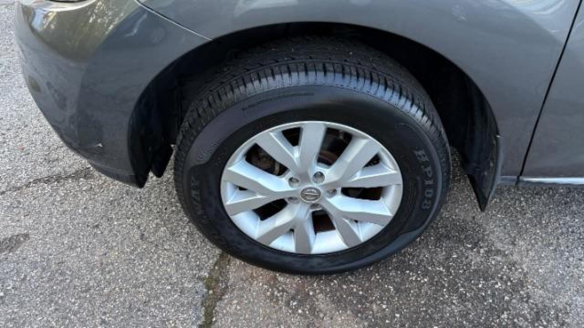 2014 Gray Nissan Murano SV (JN8AZ1MU6EW) with an 3.5L V-6 DOHC engine, located at 1806 Veterans Memorial Hwy SW, Austell, GA, 30168, (770) 944-9558, 33.817959, -84.606987 - Photo#15
