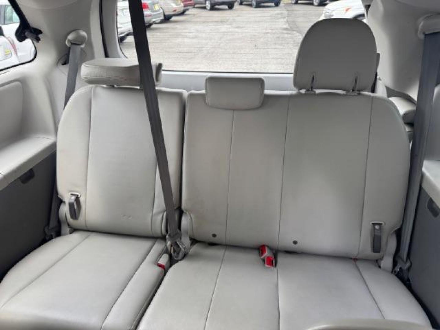 2013 White Toyota Sienna XLE V6 7 Passenger Auto Access Seat (5TDYK3DC4DS) with an 3.5L V-6 DOHC engine, located at 1806 Veterans Memorial Hwy SW, Austell, GA, 30168, (770) 944-9558, 33.817959, -84.606987 - Photo#11