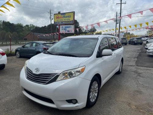 2013 Toyota Sienna XLE V6 7 Passenger Auto Access Seat