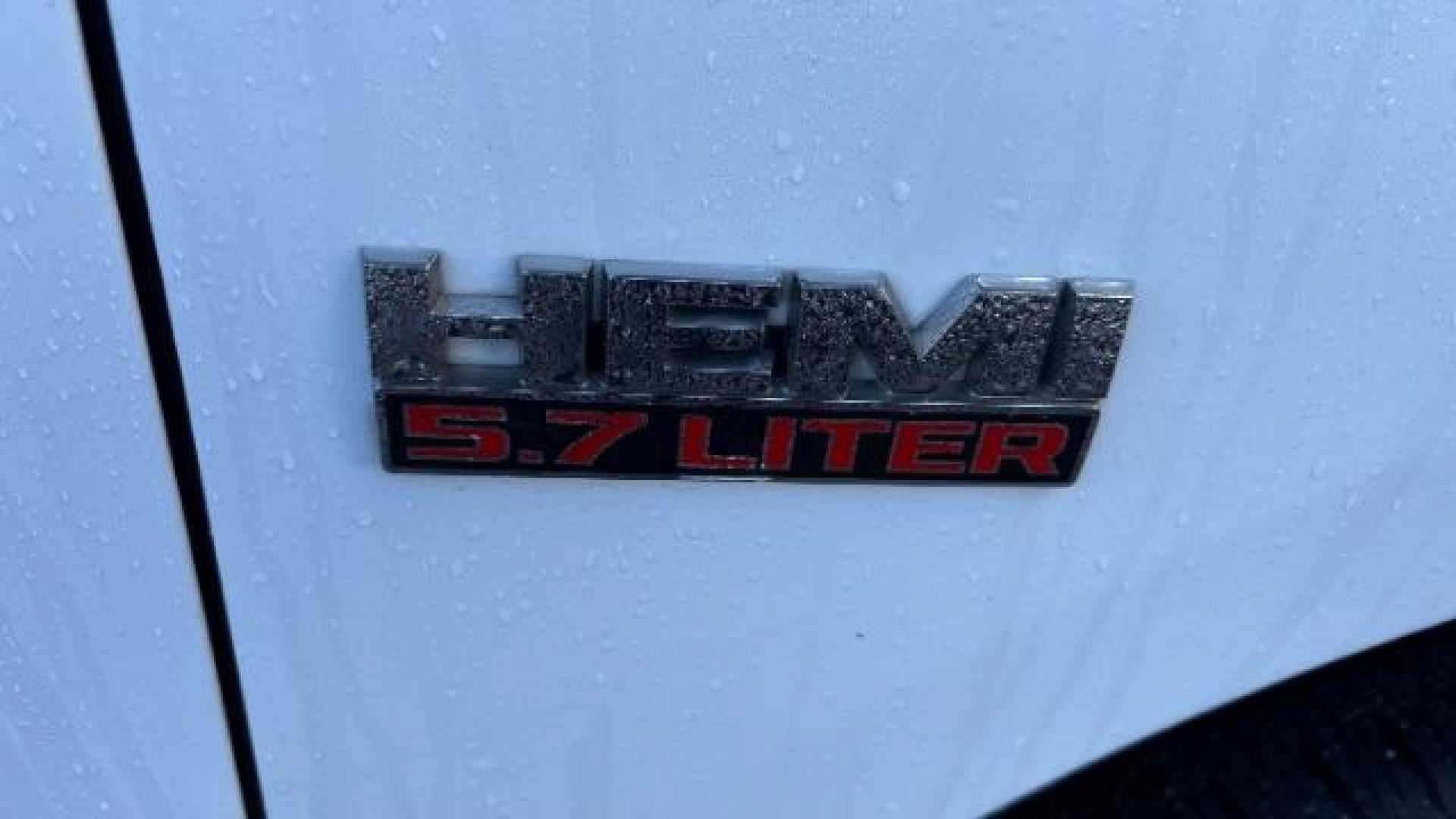 2016 White Ram 1500 Tradesman (1C6RR6FT2GS) with an EcoDiesel 3L V-6 diesel direct injection engine, located at 1806 Veterans Memorial Hwy SW, Austell, GA, 30168, (770) 944-9558, 33.817959, -84.606987 - Photo#8