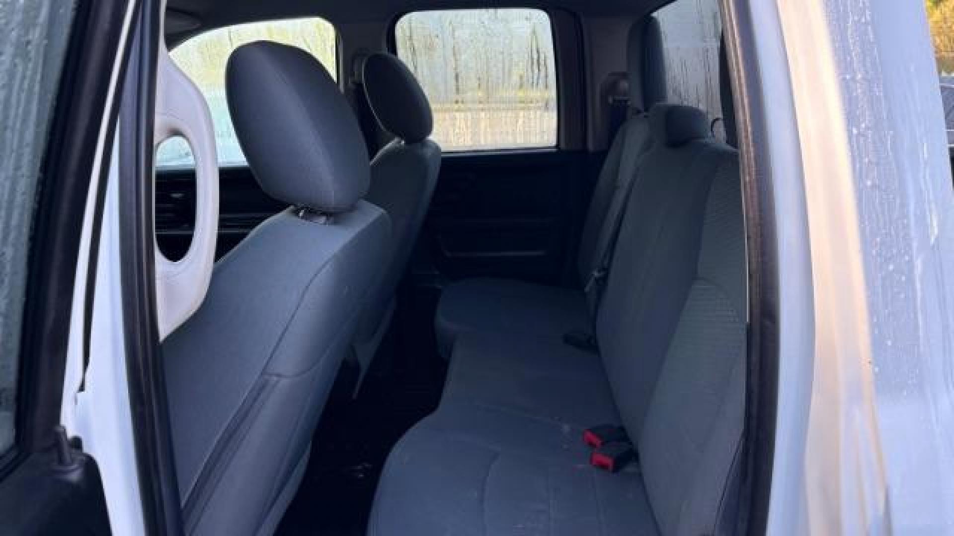 2016 White Ram 1500 Tradesman (1C6RR6FT2GS) with an EcoDiesel 3L V-6 diesel direct injection engine, located at 1806 Veterans Memorial Hwy SW, Austell, GA, 30168, (770) 944-9558, 33.817959, -84.606987 - Photo#9