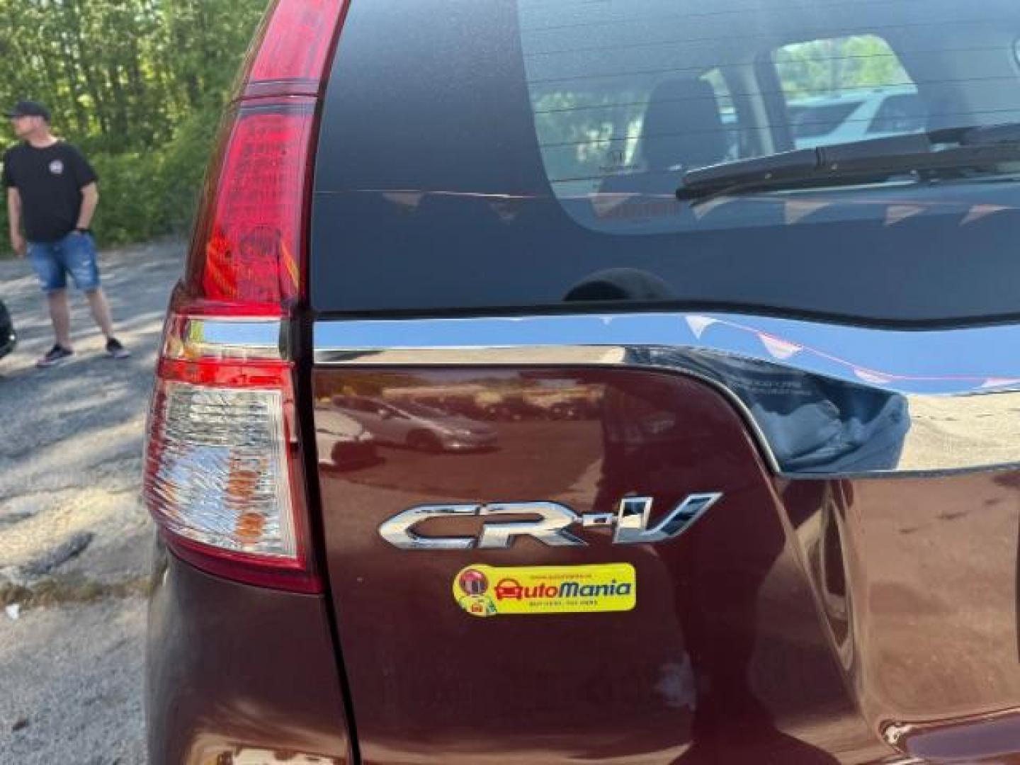 2015 Brown Honda CR-V LX (2HKRM3H39FH) with an 2.4L I-4 gasoline direct injection engine, located at 1806 Veterans Memorial Hwy SW, Austell, GA, 30168, (770) 944-9558, 33.817959, -84.606987 - Photo#15