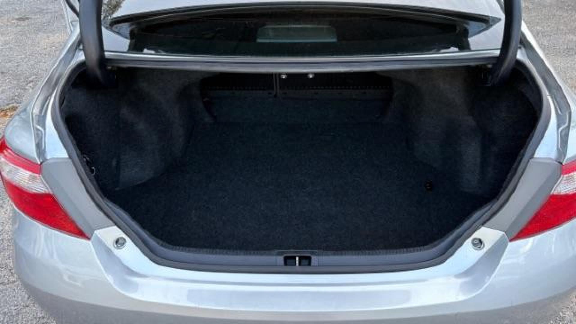 2017 Silver Toyota Camry SE (4T1BF1FK3HU) with an 2.5L I-4 DOHC engine, located at 1806 Veterans Memorial Hwy SW, Austell, GA, 30168, (770) 944-9558, 33.817959, -84.606987 - Photo#13