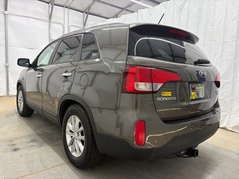 2014 Gray Kia Sorento EX V6 (5XYKU4A75EG) with an Lambda II 3.3L V-6 g engine, located at 1806 Veterans Memorial Hwy SW, Austell, GA, 30168, (770) 944-9558, 33.817959, -84.606987- Photo#2