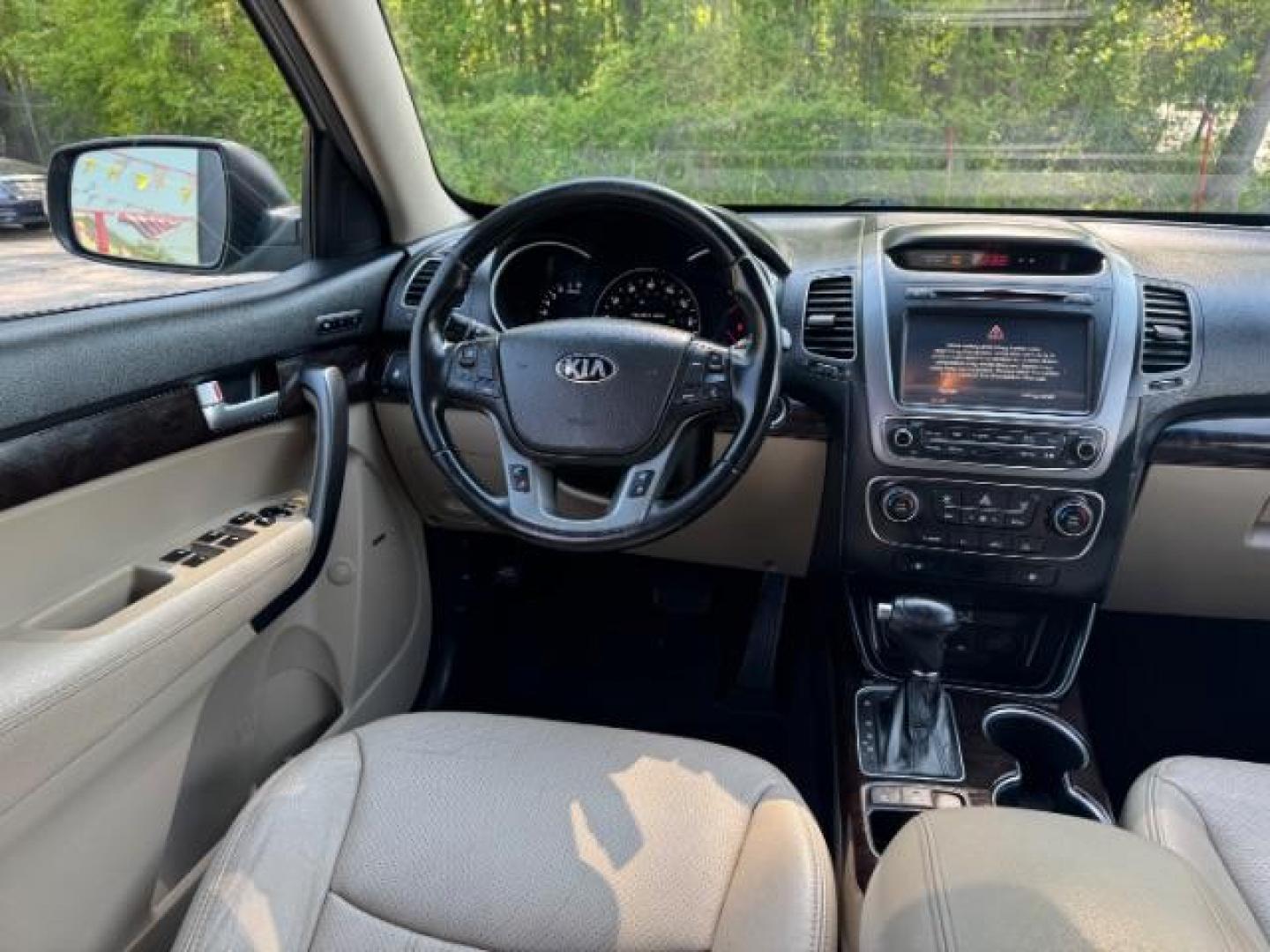 2014 Gray Kia Sorento EX V6 (5XYKU4A75EG) with an Lambda II 3.3L V-6 gasoline direct injection engine, located at 1806 Veterans Memorial Hwy SW, Austell, GA, 30168, (770) 944-9558, 33.817959, -84.606987 - Photo#12