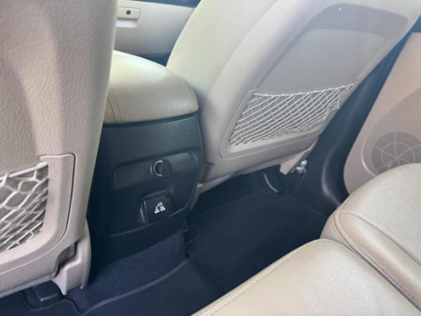 2014 Gray Kia Sorento EX V6 (5XYKU4A75EG) with an Lambda II 3.3L V-6 gasoline direct injection engine, located at 1806 Veterans Memorial Hwy SW, Austell, GA, 30168, (770) 944-9558, 33.817959, -84.606987 - Photo#14