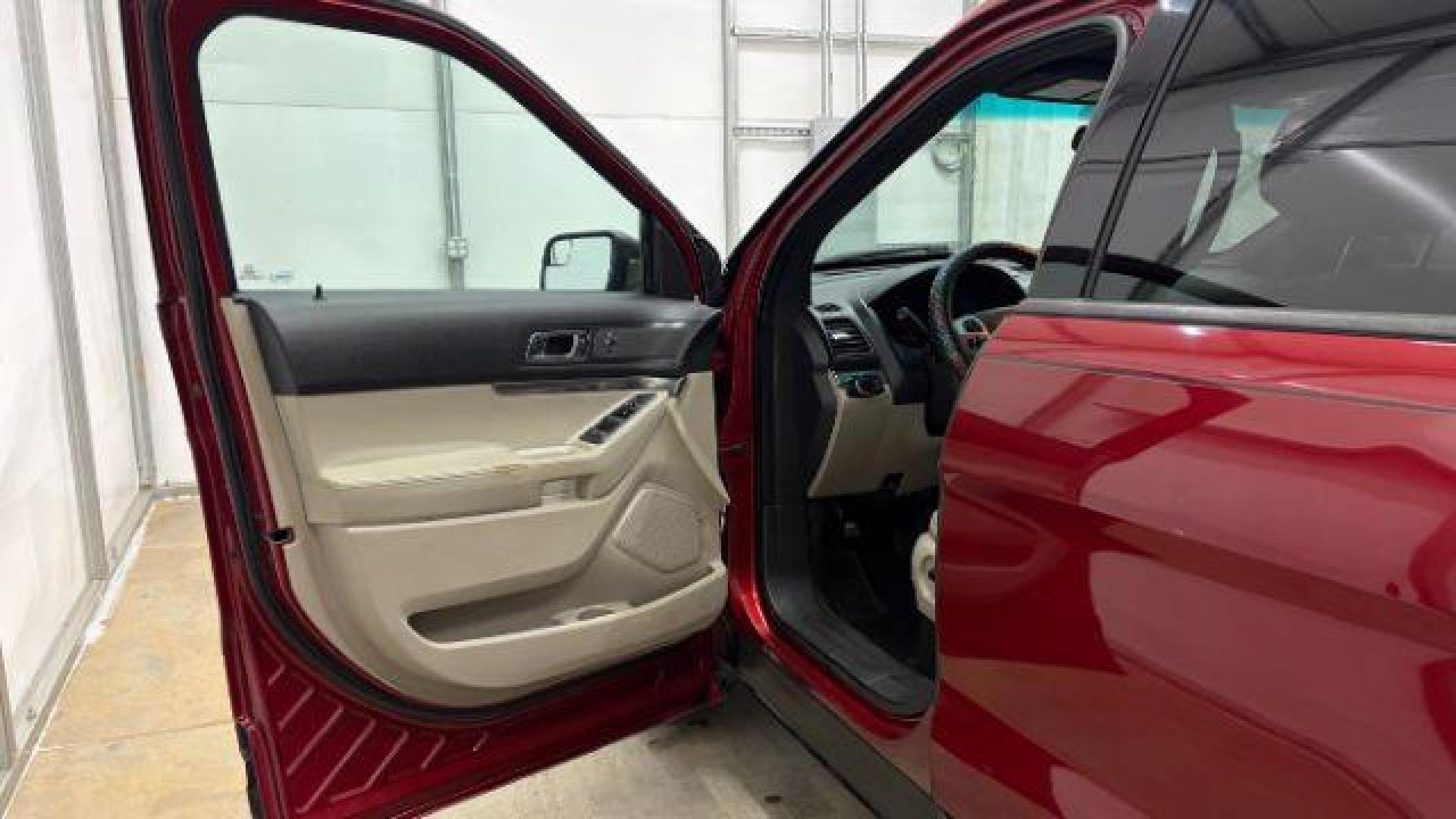 2014 Red Ford Explorer XLT (1FM5K7B86EG) , located at 1806 Veterans Memorial Hwy SW, Austell, GA, 30168, (770) 944-9558, 33.817959, -84.606987 - Photo#10