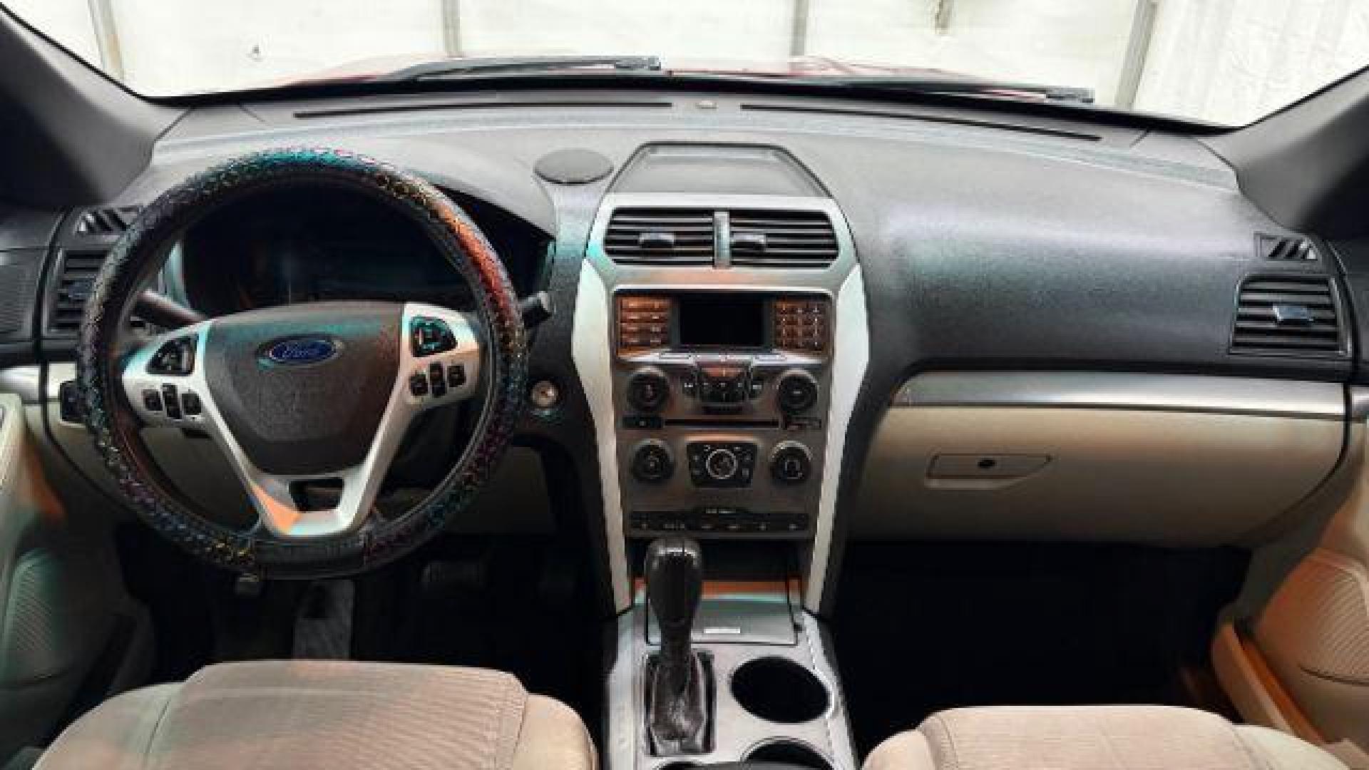 2014 Red Ford Explorer XLT (1FM5K7B86EG) , located at 1806 Veterans Memorial Hwy SW, Austell, GA, 30168, (770) 944-9558, 33.817959, -84.606987 - Photo#16