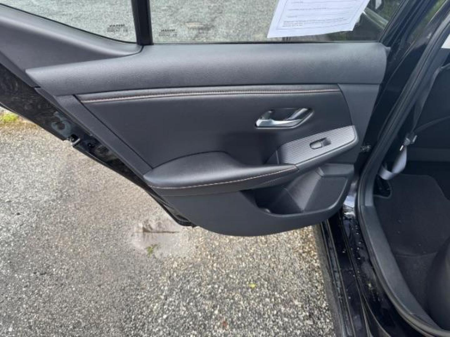 2021 Black Nissan Sentra SR Xtronic CVT (3N1AB8DV9MY) with an 2L I-4 gasoline direct injection engine, located at 1806 Veterans Memorial Hwy SW, Austell, GA, 30168, (770) 944-9558, 33.817959, -84.606987 - Photo#11