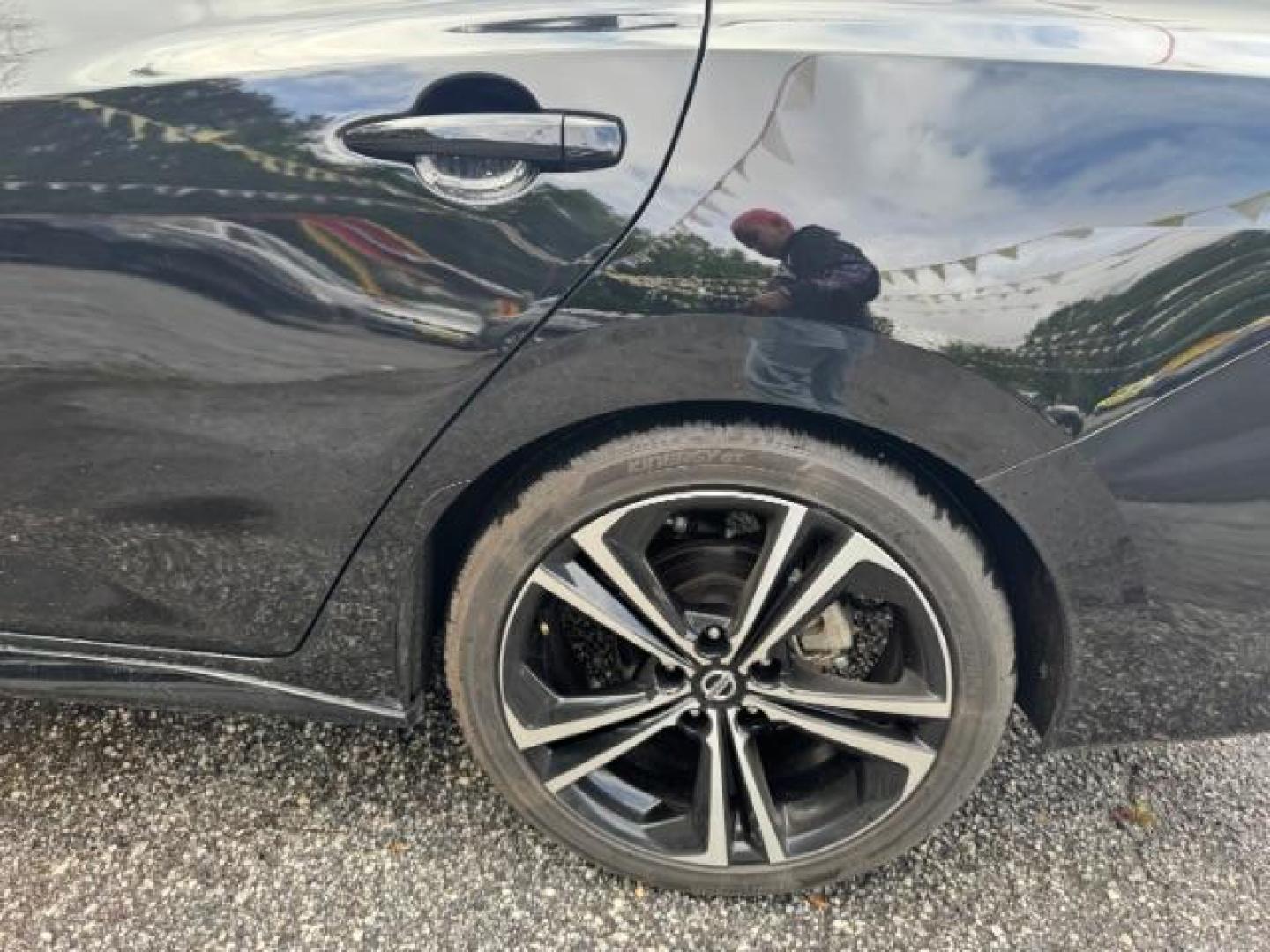 2021 Black Nissan Sentra SR Xtronic CVT (3N1AB8DV9MY) with an 2L I-4 gasoline direct injection engine, located at 1806 Veterans Memorial Hwy SW, Austell, GA, 30168, (770) 944-9558, 33.817959, -84.606987 - Photo#21