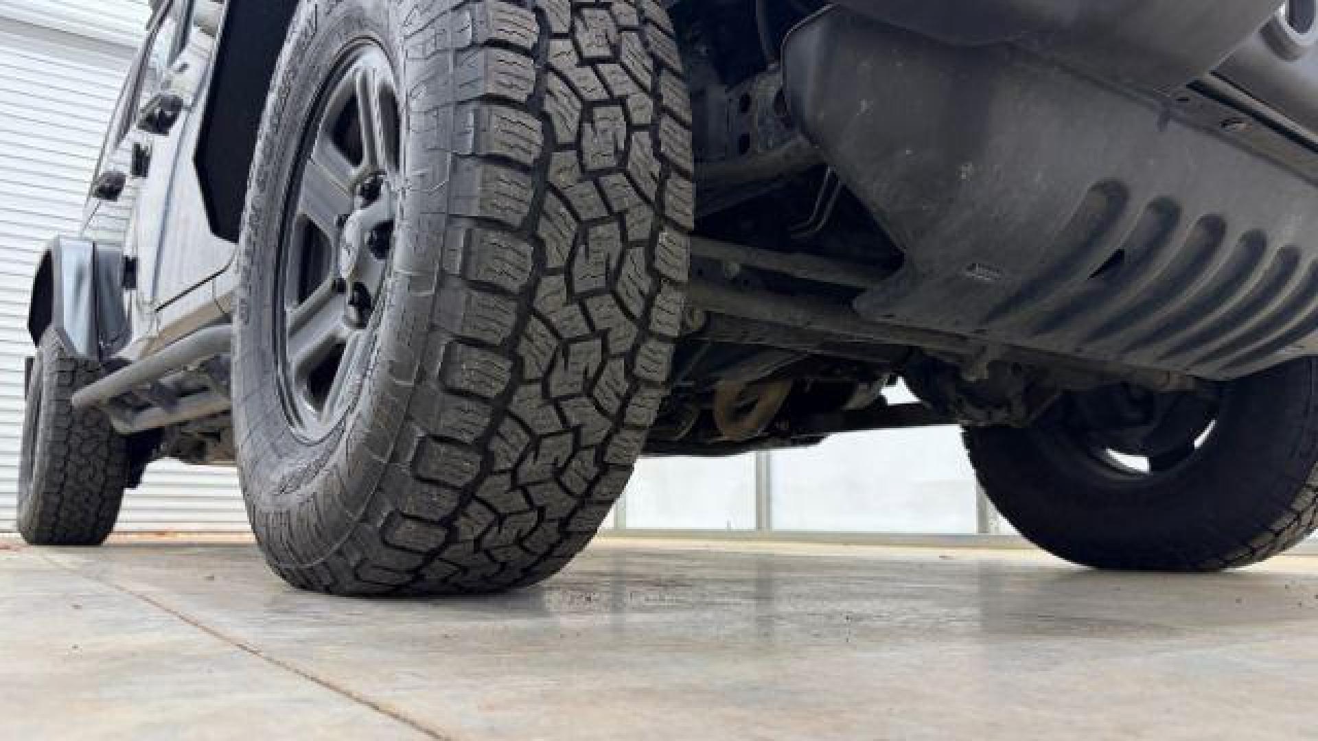 2017 Black Jeep Wrangler Unlimited Sport 4x4 (1C4BJWDG1HL) with an Pentastar 3.6L V-6 DOHC engine, located at 1806 Veterans Memorial Hwy SW, Austell, GA, 30168, (770) 944-9558, 33.817959, -84.606987 - Photo#19