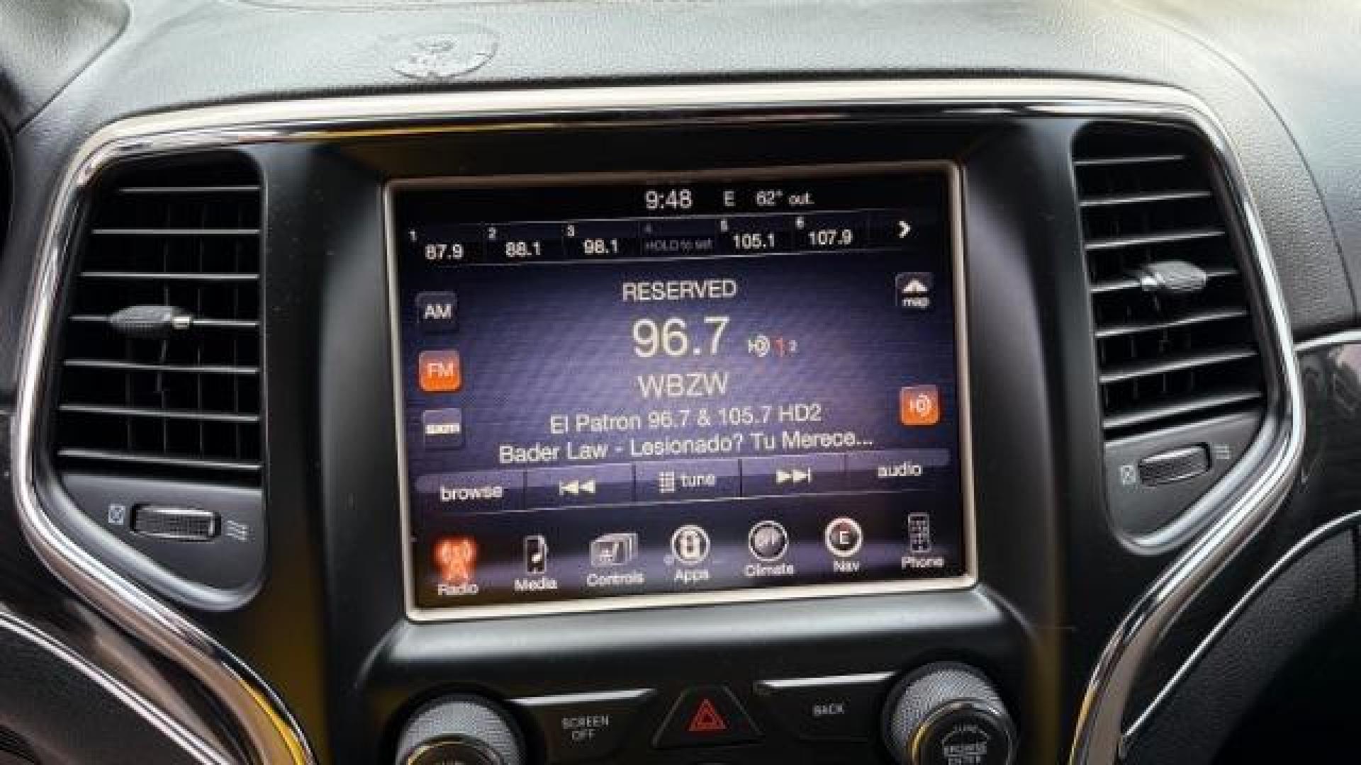 2014 Green Jeep Grand Cherokee Overland (1C4RJECG5EC) with an 3.6L V-6 DOHC engine, located at 1806 Veterans Memorial Hwy SW, Austell, GA, 30168, (770) 944-9558, 33.817959, -84.606987 - Photo#14