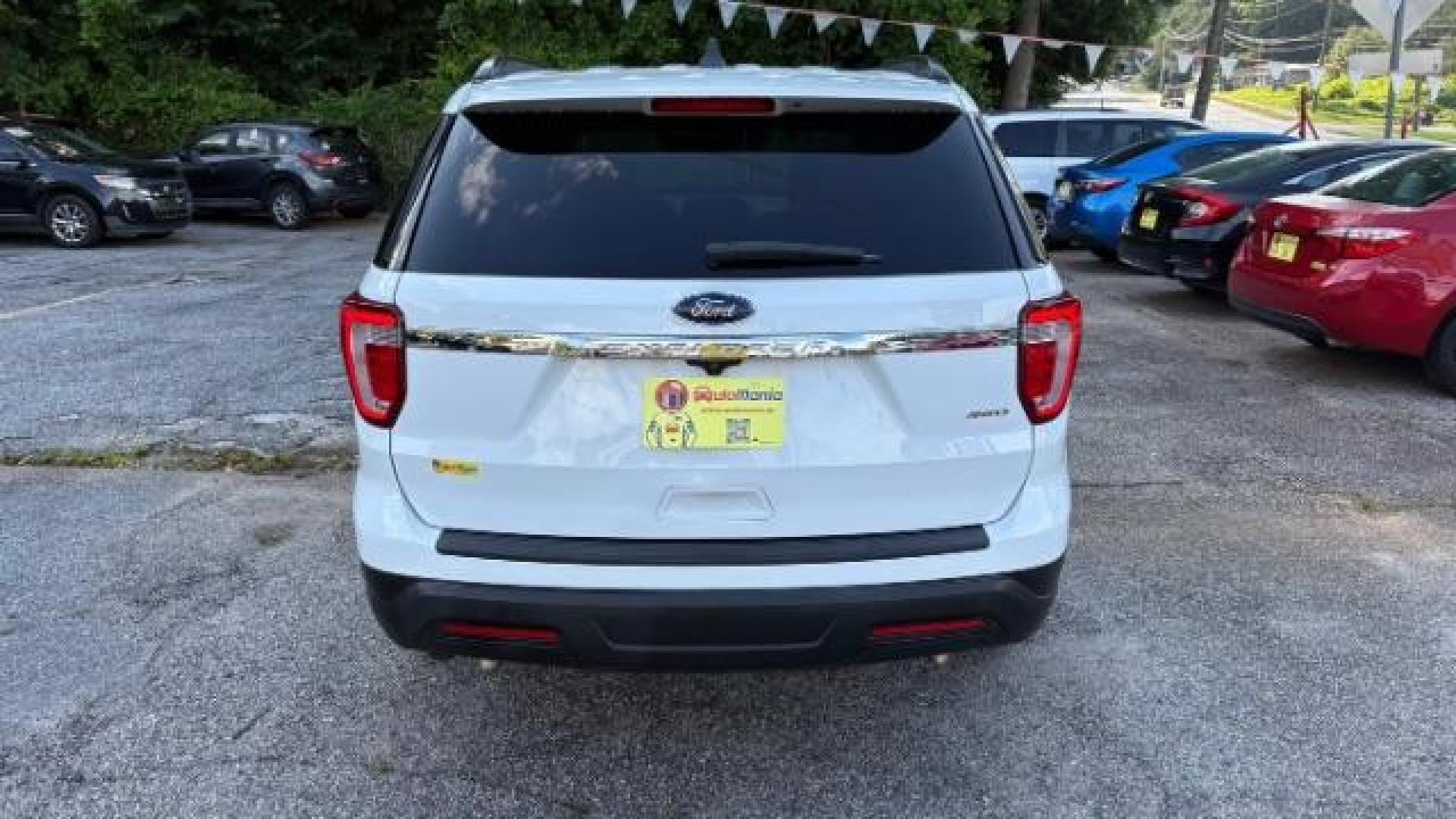 2018 White Ford Explorer Base (1FM5K8B82JG) , located at 1806 Veterans Memorial Hwy SW, Austell, GA, 30168, (770) 944-9558, 33.817959, -84.606987 - Photo#4