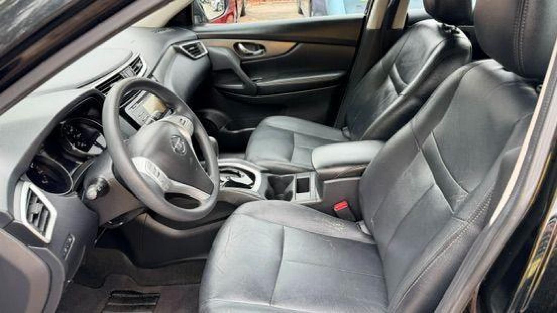 2015 Black Nissan Rogue S (KNMAT2MT8FP) with an 2.5L I-4 DOHC engine, located at 1806 Veterans Memorial Hwy SW, Austell, GA, 30168, (770) 944-9558, 33.817959, -84.606987 - Photo#10