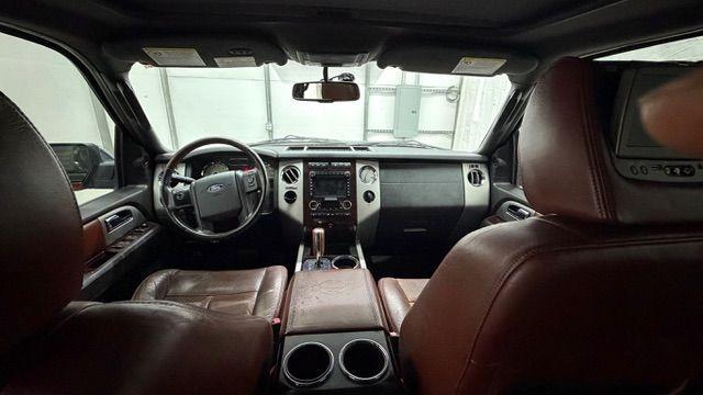 2014 Black Ford Expedition King Ranch (1FMJU1H55EE) with an Triton 5.4L V-8 variable valve control engine, located at 1806 Veterans Memorial Hwy SW, Austell, GA, 30168, (770) 944-9558, 33.817959, -84.606987 - Photo#16