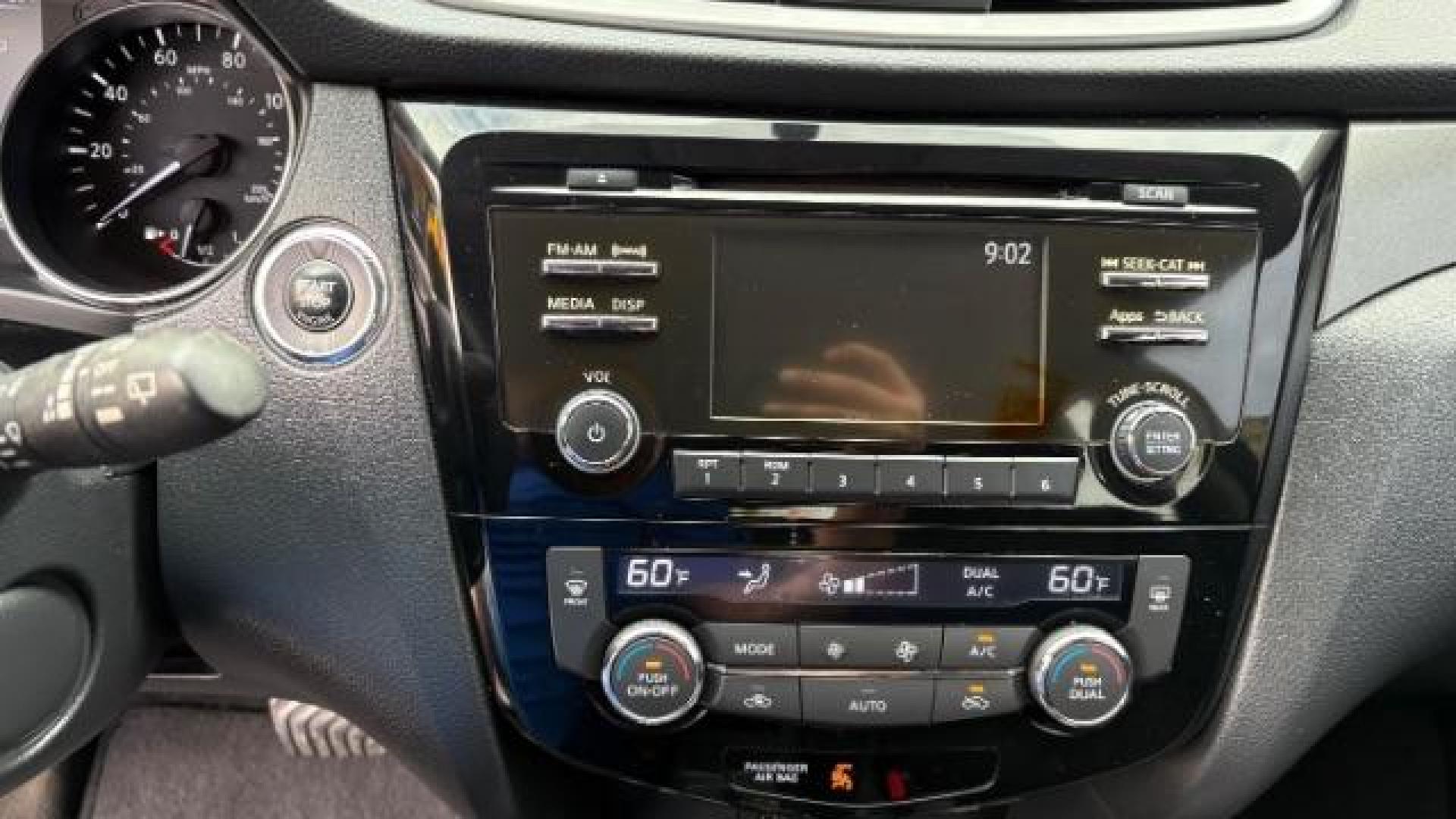 2016 Gray Nissan Rogue SV (KNMAT2MT9GP) with an 2.5L I-4 DOHC engine, located at 1806 Veterans Memorial Hwy SW, Austell, GA, 30168, (770) 944-9558, 33.817959, -84.606987 - Photo#15