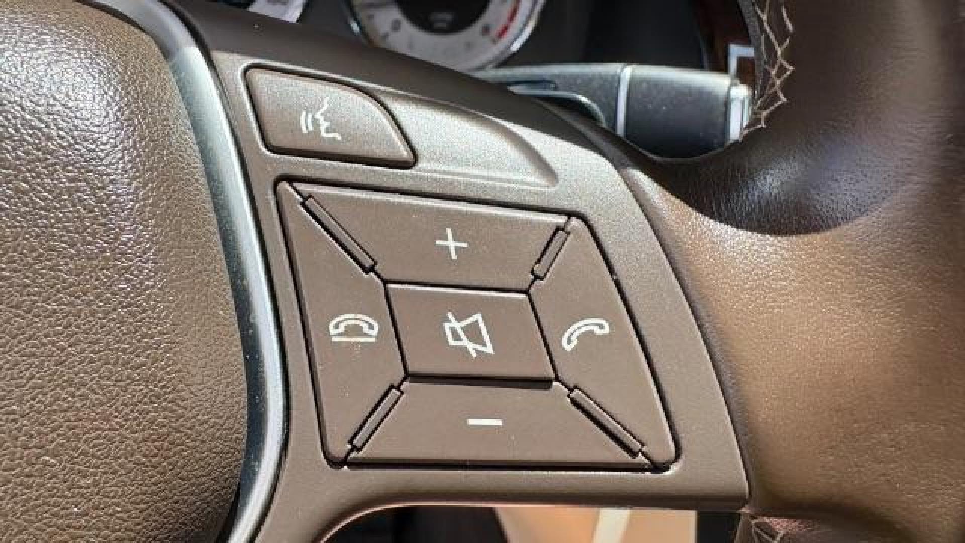 2013 White Mercedes-Benz GLK 350 4MATIC (WDCGG8JB4DG) with an 3.5L V-6 gasoline direct injection engine, located at 1806 Veterans Memorial Hwy SW, Austell, GA, 30168, (770) 944-9558, 33.817959, -84.606987 - Photo#11
