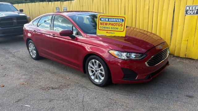 photo of 2020 Ford Fusion SE