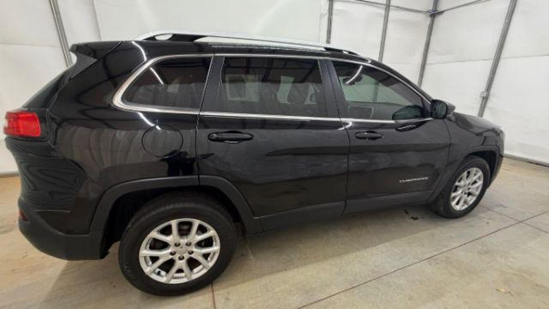 2017 Black Jeep Cherokee Latitude FWD (1C4PJLCB3HW) , located at 1806 Veterans Memorial Hwy SW, Austell, GA, 30168, (770) 944-9558, 33.817959, -84.606987 - Photo#6