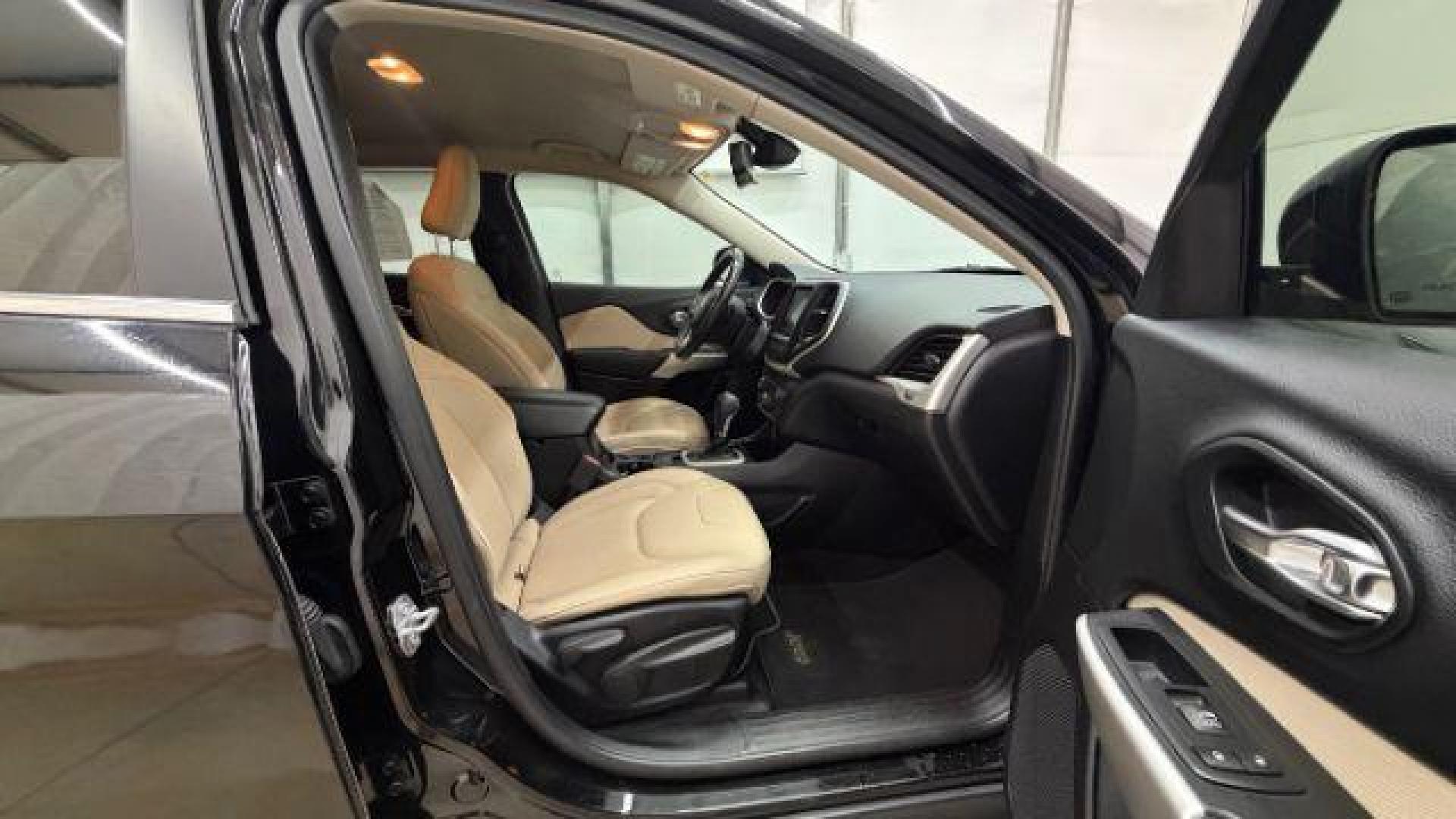 2017 Black Jeep Cherokee Latitude FWD (1C4PJLCB3HW) , located at 1806 Veterans Memorial Hwy SW, Austell, GA, 30168, (770) 944-9558, 33.817959, -84.606987 - Photo#18