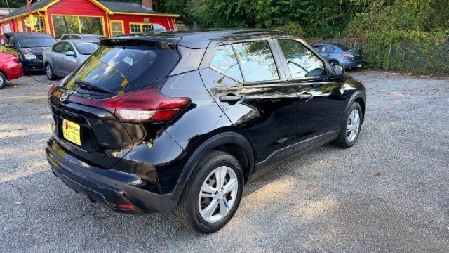2021 Black Nissan Kicks S Xtronic CVT (3N1CP5BV9ML) with an 1.6L I-4 DOHC engine, located at 1806 Veterans Memorial Hwy SW, Austell, GA, 30168, (770) 944-9558, 33.817959, -84.606987 - Photo#3