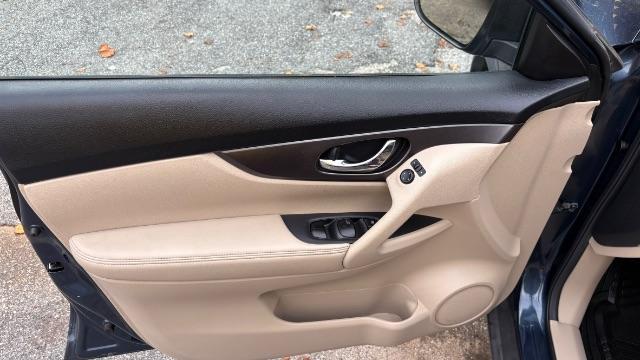 2015 Blue Nissan Rogue SV (KNMAT2MT3FP) with an 2.5L I-4 DOHC engine, located at 1806 Veterans Memorial Hwy SW, Austell, GA, 30168, (770) 944-9558, 33.817959, -84.606987 - Photo#9