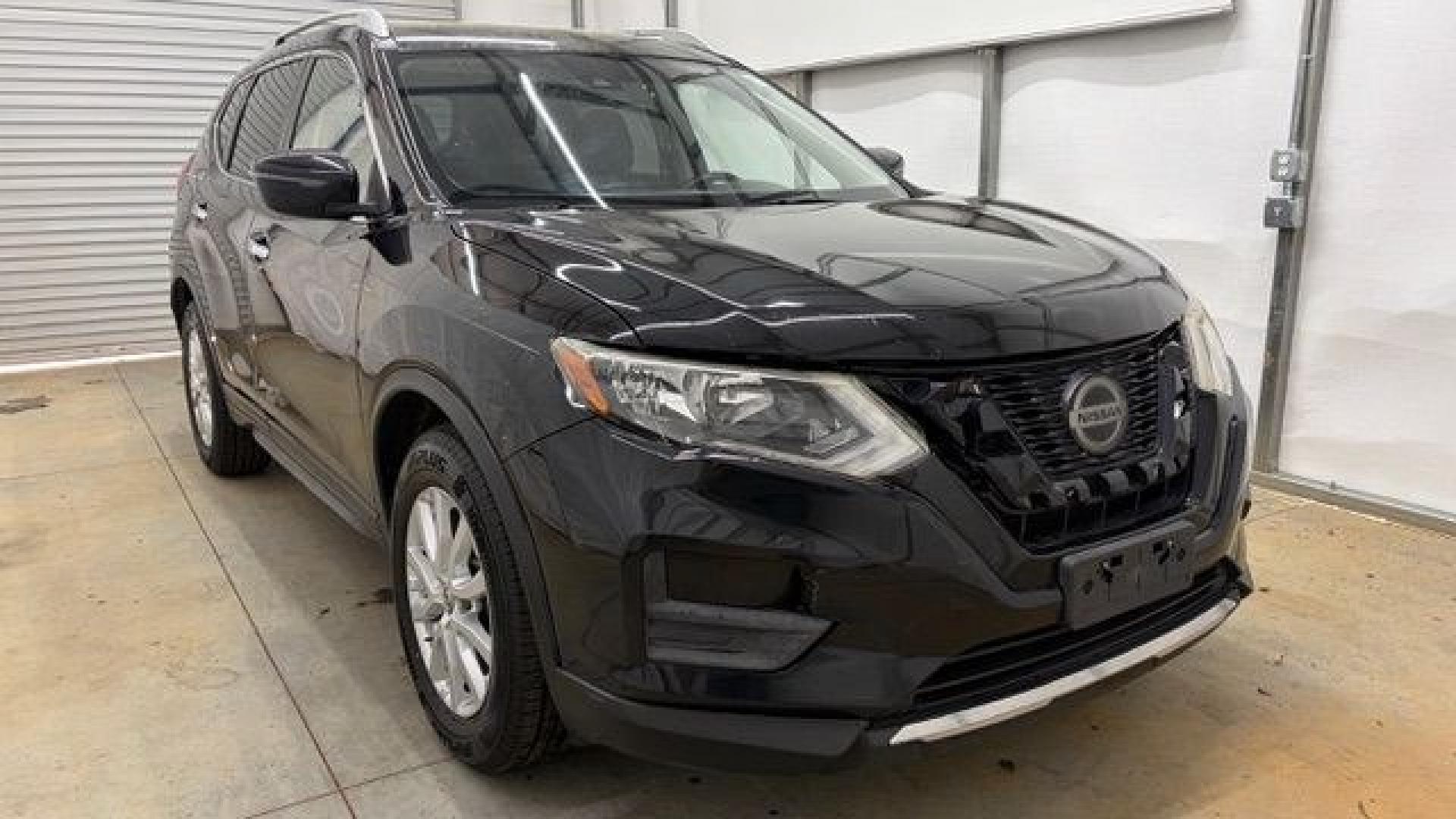 2019 Black Nissan Rogue SV (JN8AT2MT0KW) with an 2.5L I-4 DOHC engine, located at 1806 Veterans Memorial Hwy SW, Austell, GA, 30168, (770) 944-9558, 33.817959, -84.606987 - Photo#8