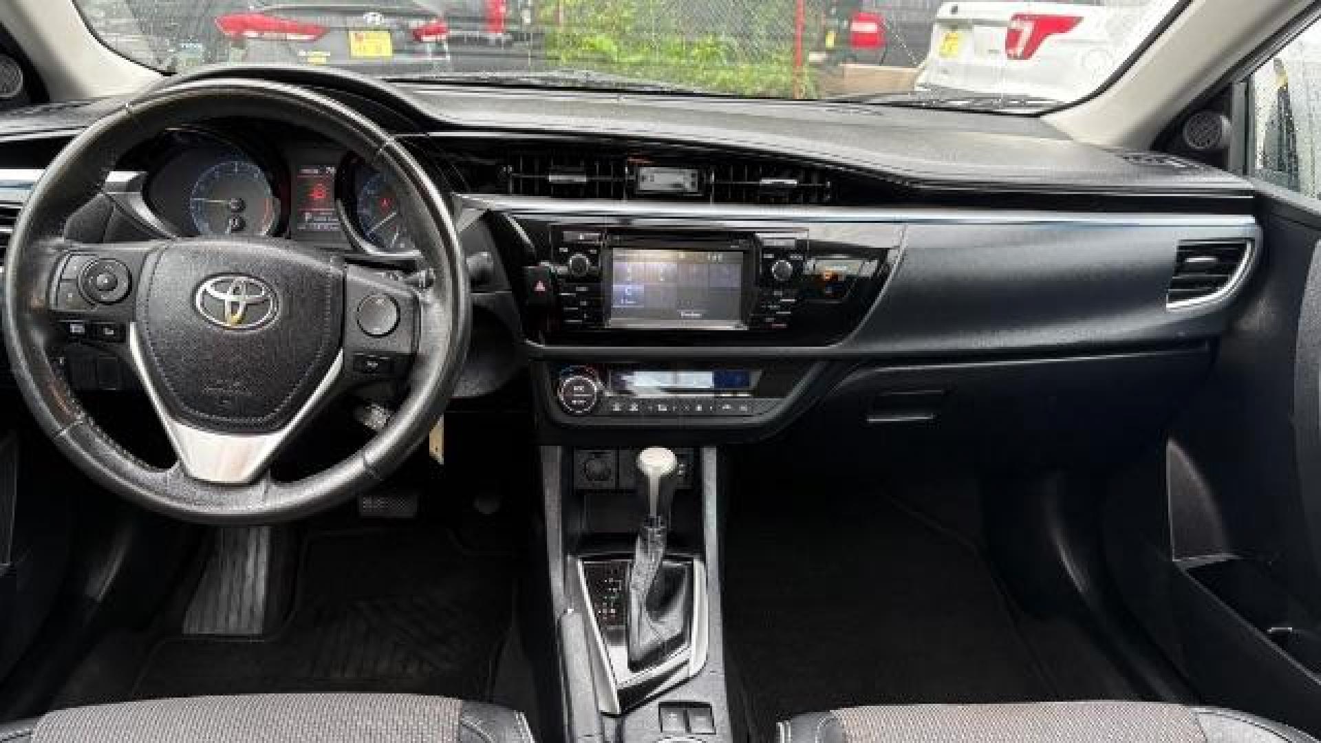 2016 Silver Toyota Corolla S Plus (2T1BURHE1GC) with an 1.8L I-4 DOHC engine, located at 1806 Veterans Memorial Hwy SW, Austell, GA, 30168, (770) 944-9558, 33.817959, -84.606987 - Photo#11