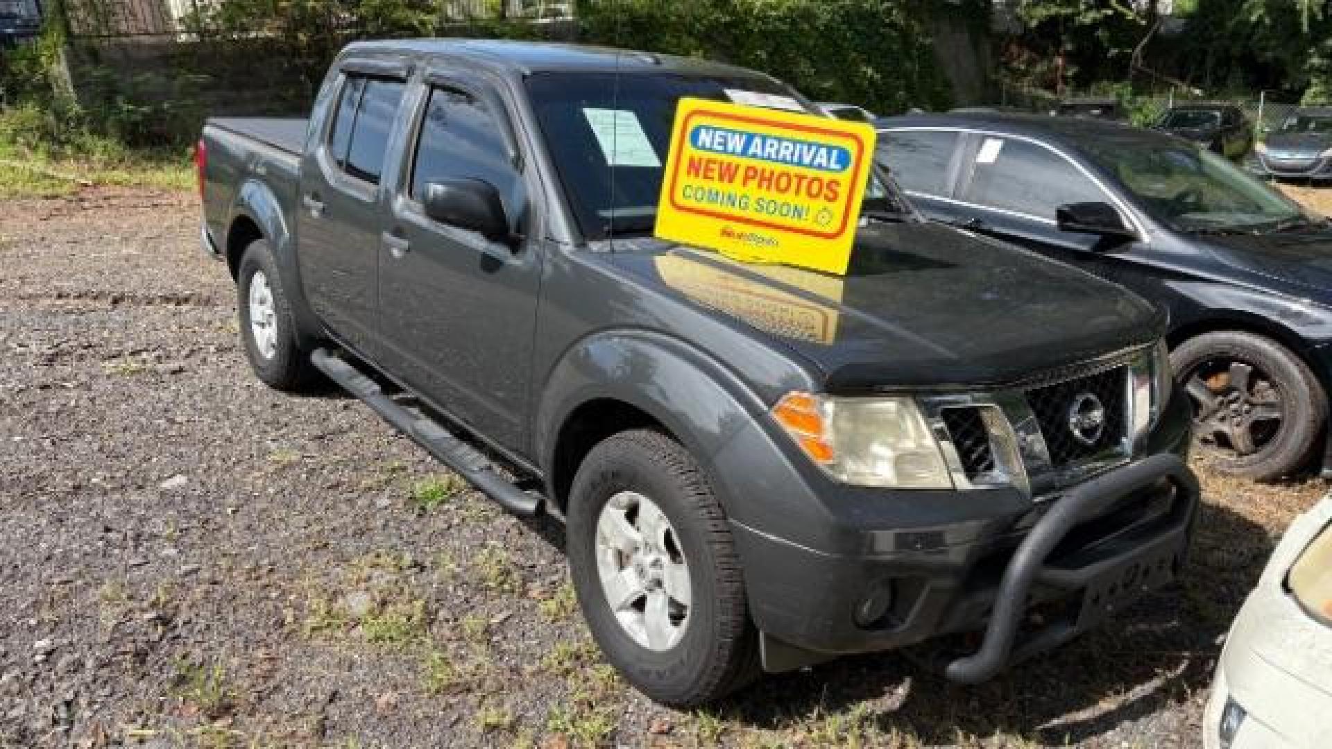2013 Gray Nissan Frontier SV (1N6AD0ERXDN) with an VQ 4L V-6 DOHC engine, located at 1806 Veterans Memorial Hwy SW, Austell, GA, 30168, (770) 944-9558, 33.817959, -84.606987 - Photo#0