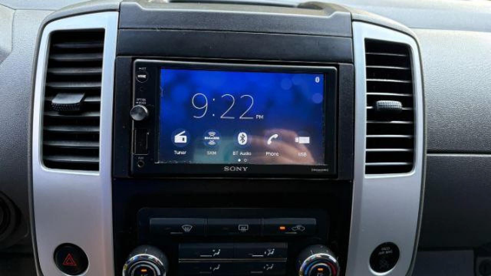 2013 Gray Nissan Frontier SV (1N6AD0ERXDN) with an VQ 4L V-6 DOHC engine, located at 1806 Veterans Memorial Hwy SW, Austell, GA, 30168, (770) 944-9558, 33.817959, -84.606987 - Photo#14