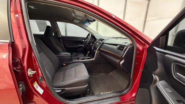 2017 RED Toyota Camry LE (4T1BF1FK6HU) with an 2.5L I-4 DOHC engine, located at 1806 Veterans Memorial Hwy SW, Austell, GA, 30168, (770) 944-9558, 33.817959, -84.606987 - Photo#17