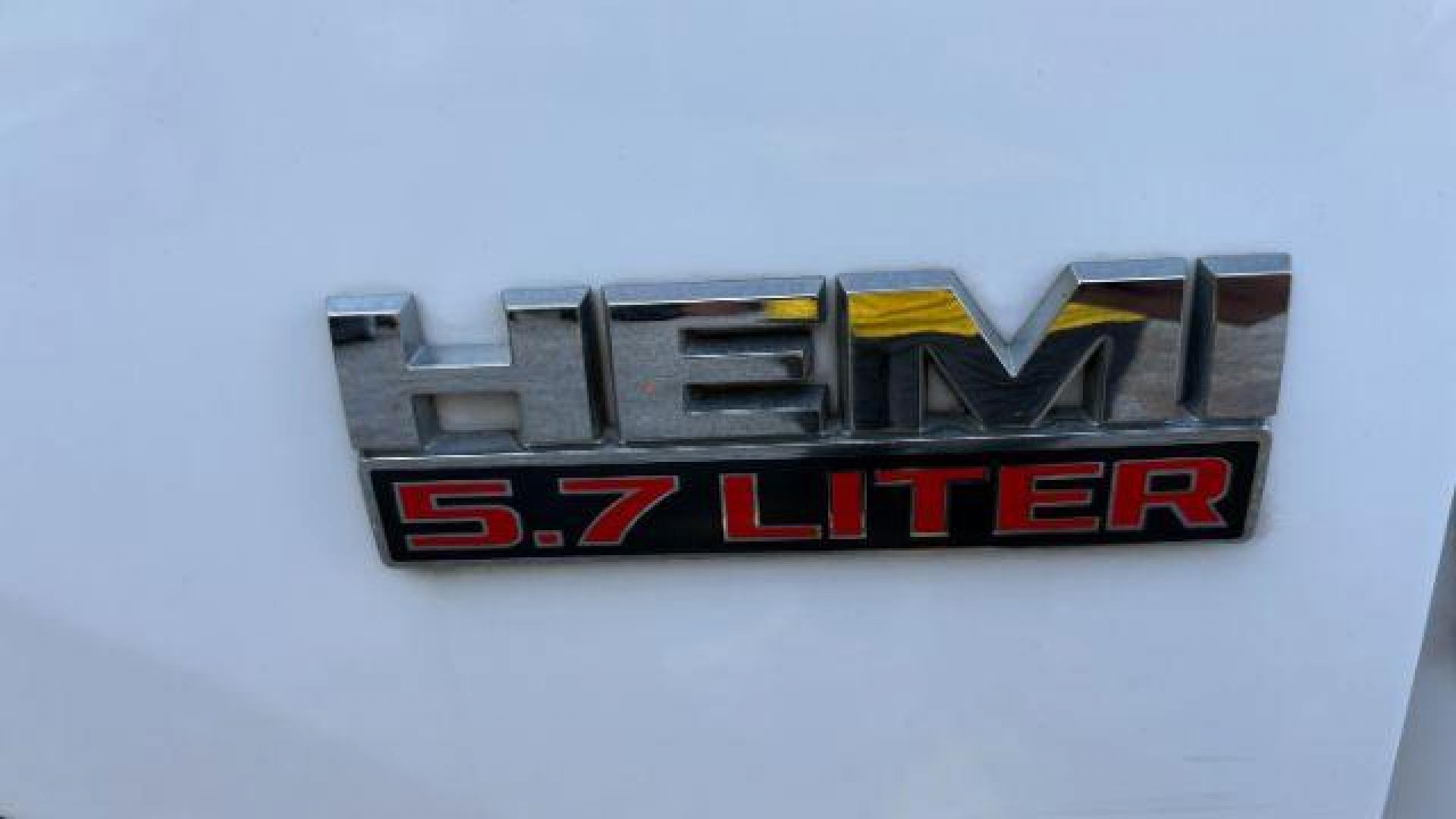 2014 White Ram 1500 Express (1C6RR6KT1ES) with an 3.6L V-6 DOHC engine, located at 1806 Veterans Memorial Hwy SW, Austell, GA, 30168, (770) 944-9558, 33.817959, -84.606987 - Photo#15