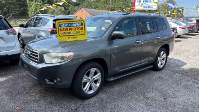 photo of 2009 Toyota Highlander Limited 2WD
