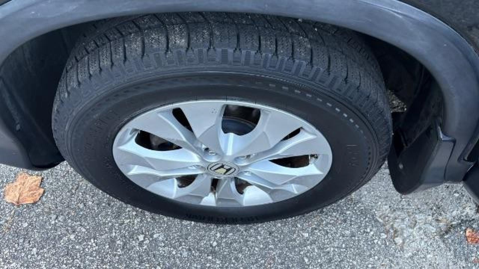 2012 Black Honda CR-V EX-L (JHLRM3H76CC) with an 2.4L I-4 DOHC engine, located at 1806 Veterans Memorial Hwy SW, Austell, GA, 30168, (770) 944-9558, 33.817959, -84.606987 - Photo#17
