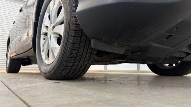 2012 Black Honda CR-V EX-L (JHLRM3H76CC) with an 2.4L I-4 DOHC engine, located at 1806 Veterans Memorial Hwy SW, Austell, GA, 30168, (770) 944-9558, 33.817959, -84.606987 - Photo#17