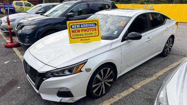 photo of 2020 Nissan Altima SR FWD