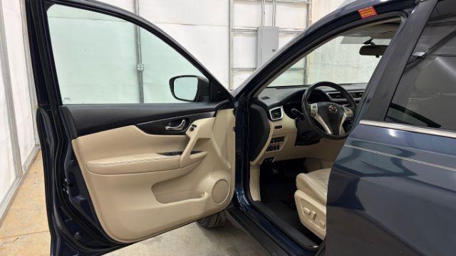2016 Blue Nissan Rogue SL (5N1AT2MT2GC) with an 2.5L I-4 DOHC engine, located at 1806 Veterans Memorial Hwy SW, Austell, GA, 30168, (770) 944-9558, 33.817959, -84.606987 - Photo#10