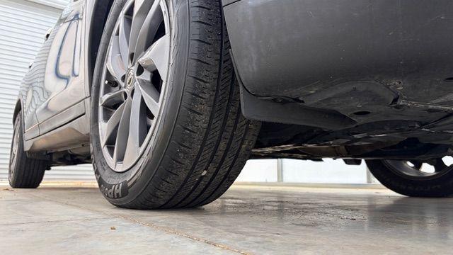 2016 Blue Nissan Rogue SL (5N1AT2MT2GC) with an 2.5L I-4 DOHC engine, located at 1806 Veterans Memorial Hwy SW, Austell, GA, 30168, (770) 944-9558, 33.817959, -84.606987 - Photo#19