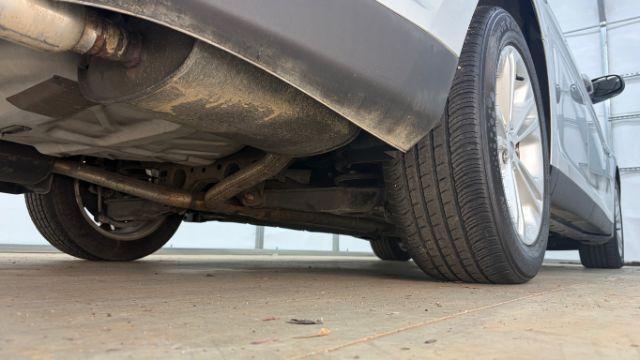 2013 Silver Ford Taurus SEL (1FAHP2E84DG) with an EcoBoost 2L I-4 gasoline direct injection engine, located at 1806 Veterans Memorial Hwy SW, Austell, GA, 30168, (770) 944-9558, 33.817959, -84.606987 - Photo#19