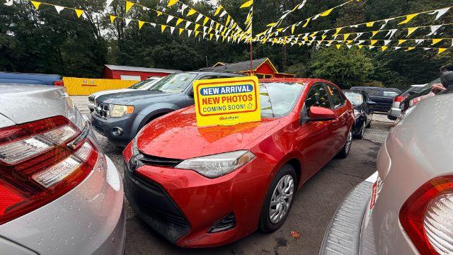 photo of 2019 Toyota Corolla L | LE | SE | XLE | XSE