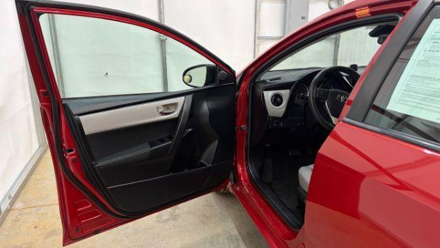 2019 Red Toyota Corolla LE (5YFBURHE6KP) with an 1.8L I-4 DOHC engine, located at 1806 Veterans Memorial Hwy SW, Austell, GA, 30168, (770) 944-9558, 33.817959, -84.606987 - Photo#11